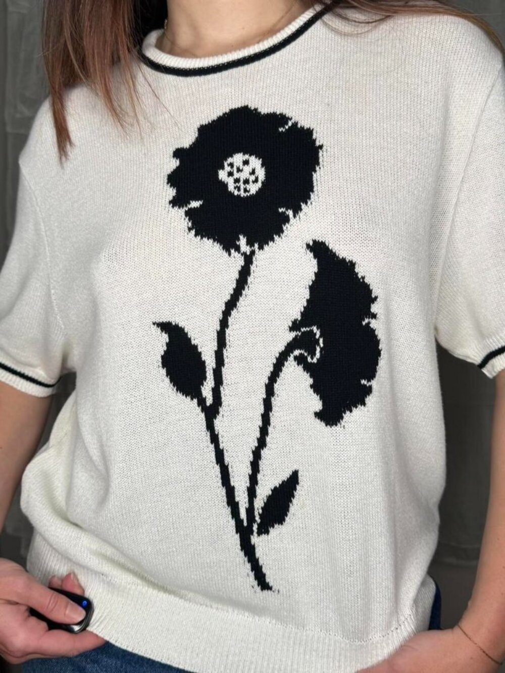 American Vintage Women's White and Black Jumper